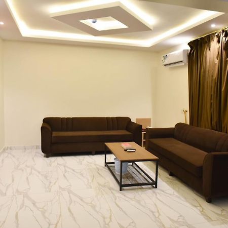 بيوت عطلات دور المصيف للضيافة السياحي Qarār Exterior foto